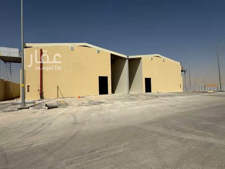 مستودع للإيجار في شارع 2825465, حي النظيم, مدينة الرياض, منطقة الرياض