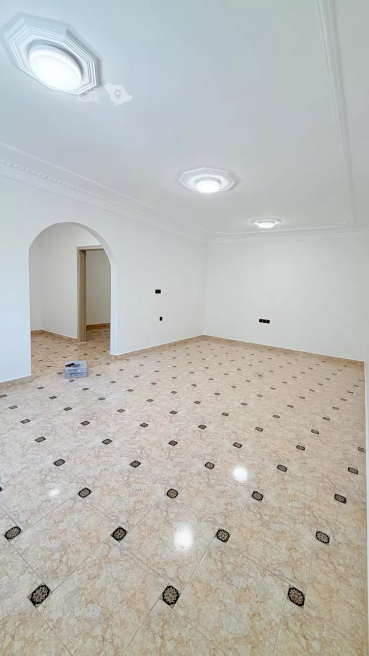 Floor for Rent in Riyadh King Faisal 8
