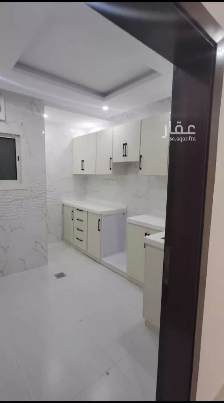 Building for Rent in Jeddah Ar Rayan