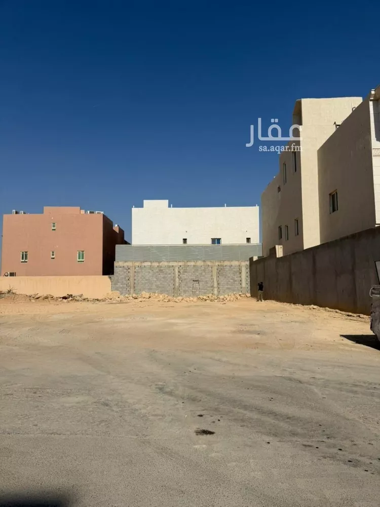 أرض للبيع في شارع الغيوم, حي ظهرة لبن, مدينة الرياض, منطقة الرياض صورة 2
