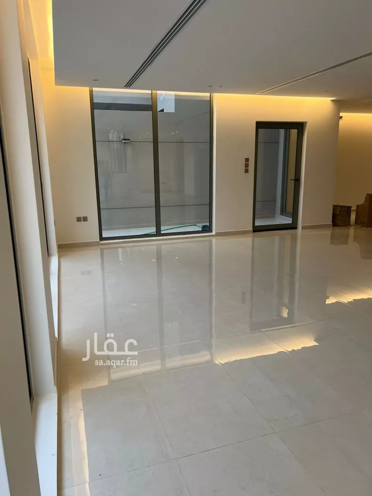 فيلا للبيع في شارع مسلم بن عبيدالله, حي العارض, مدينة الرياض, منطقة الرياض صورة 2