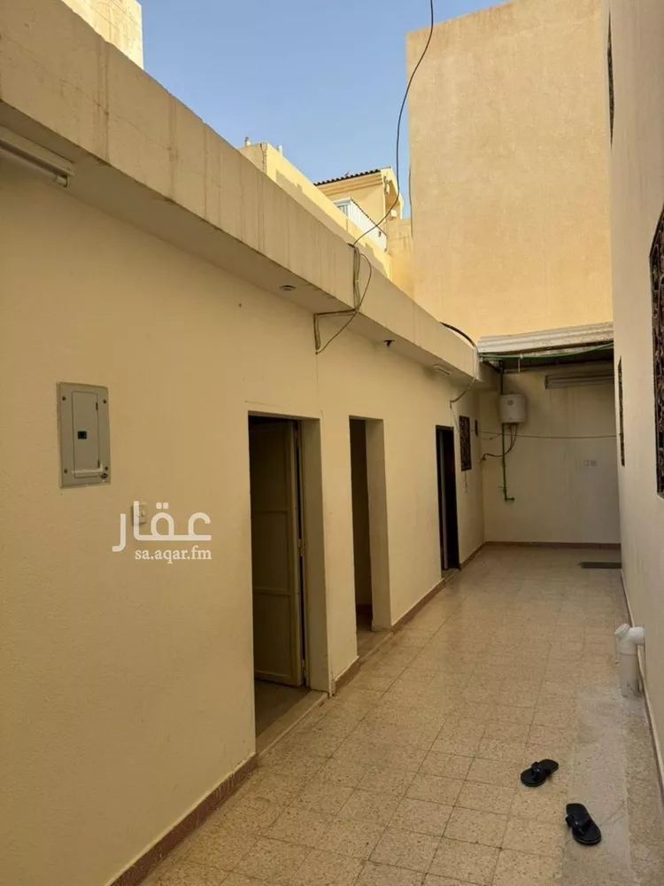 فيلا للبيع في شارع الطوال, حي إشبيلية, مدينة الرياض, منطقة الرياض صورة 5