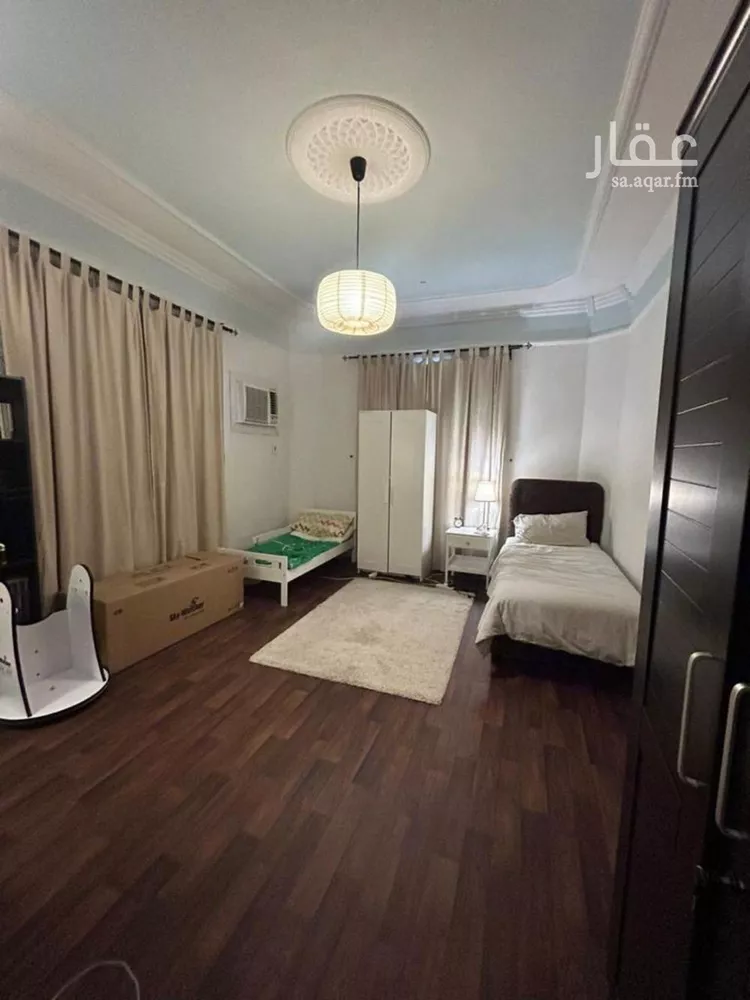 فيلا للبيع في شارع أبي الحسن بن صافي, حي الملك فيصل, مدينة الرياض, منطقة الرياض صورة 4