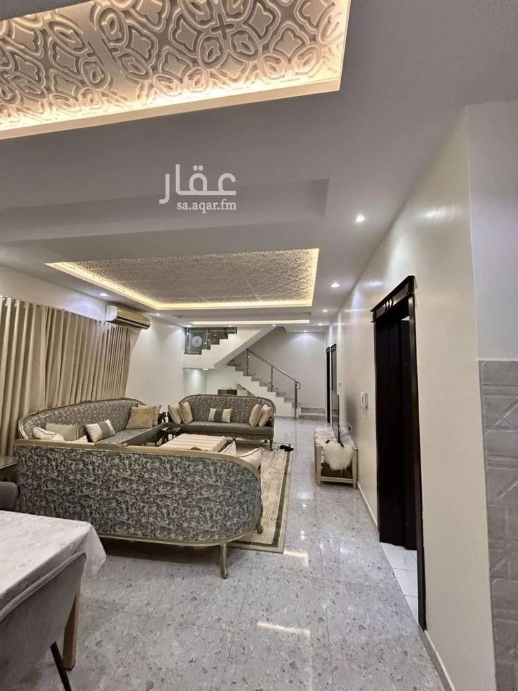 فيلا للبيع في شارع ابن الزبير الغرناطي, حي الرمال, مدينة الرياض, منطقة الرياض صورة 2