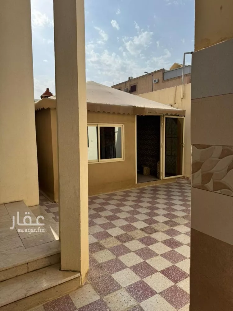 فيلا للبيع في شارع الطوال, حي إشبيلية, مدينة الرياض, منطقة الرياض صورة 3