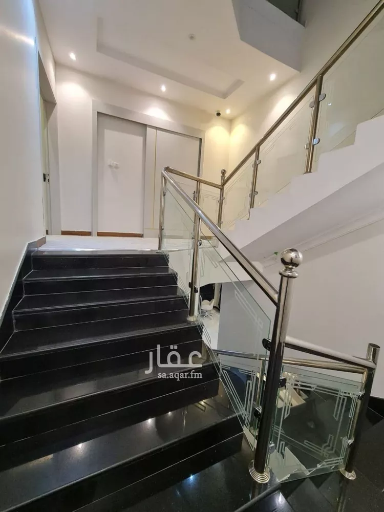 فيلا للبيع في شارع رقم 245, حي المونسية, مدينة الرياض, منطقة الرياض 8