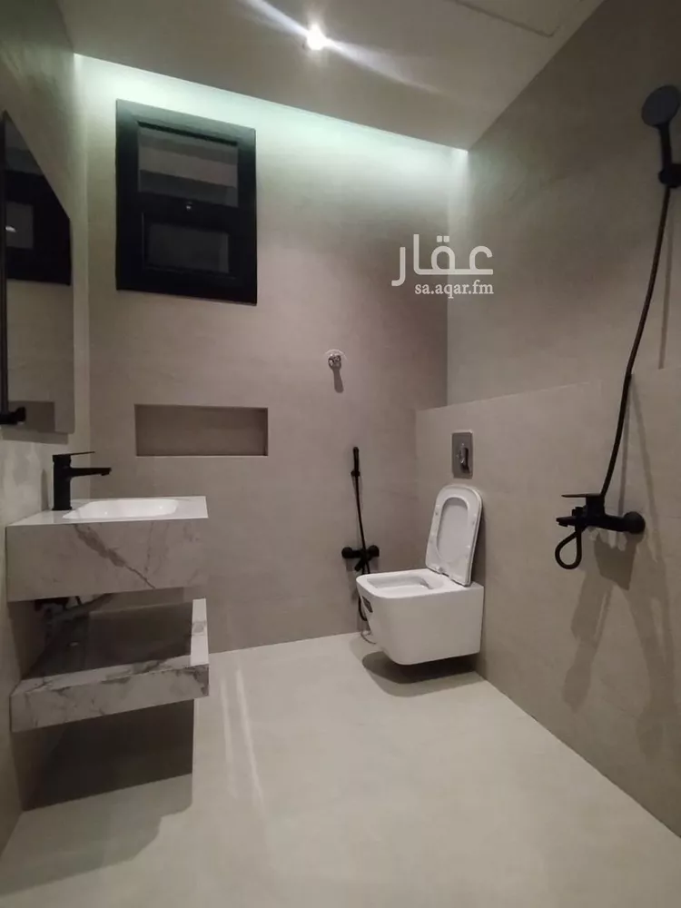 فيلا للبيع في شارع محمد بن الفقيه, حي المهدية, مدينة الرياض, منطقة الرياض صورة 4