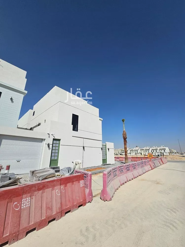 فيلا للبيع في شارع إسماعيل بن أمية, حي الفاروق, مدينة الرياض, منطقة الرياض صورة 4