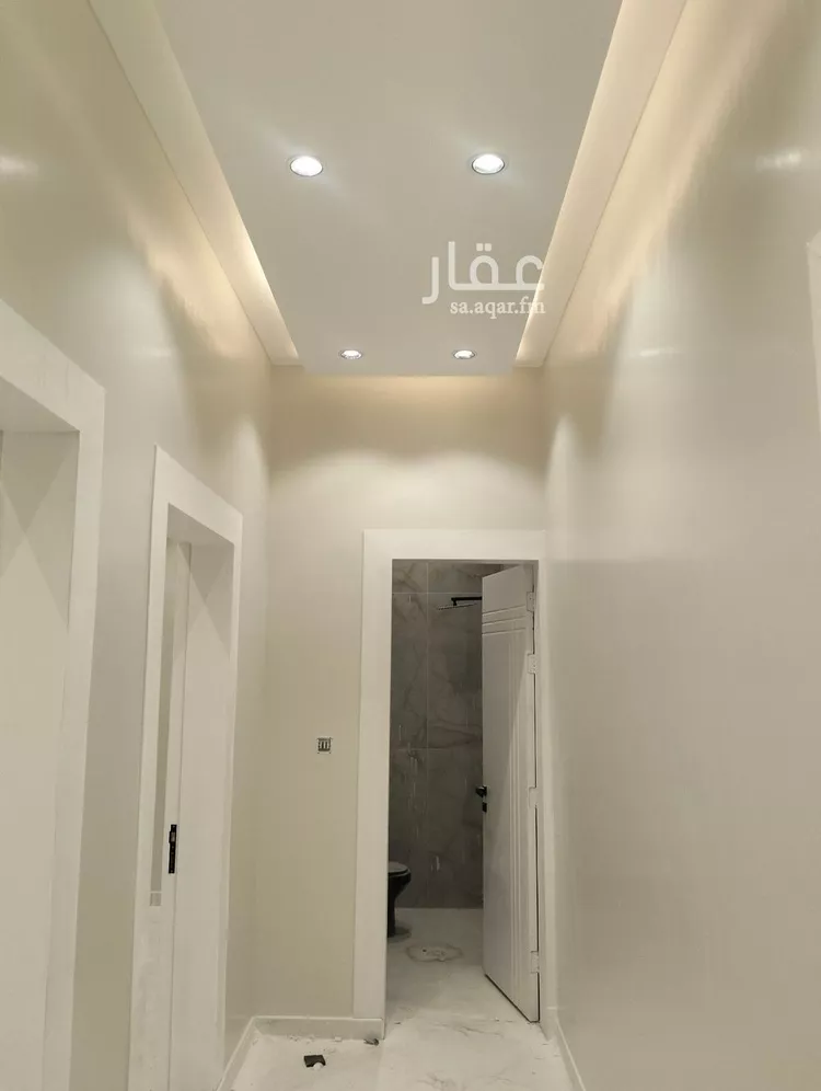 دور للبيع في شارع عبدالعزيز الرفاعي, حي الجنادرية, مدينة الرياض, منطقة الرياض صورة 2