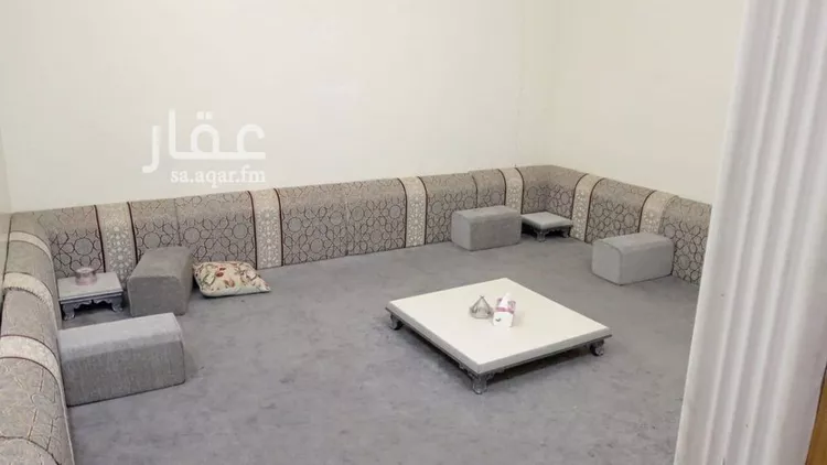 فيلا للبيع في شارع بشار العقيلي, حي النهضة, مدينة الرياض, منطقة الرياض صورة 2