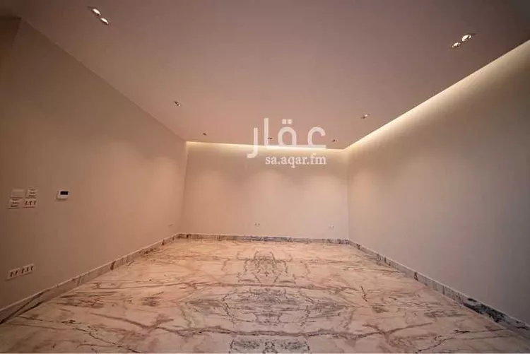 فيلا للبيع في شارع طارق الأنصاري, حي الغدير, مدينة الرياض, منطقة الرياض صورة 4