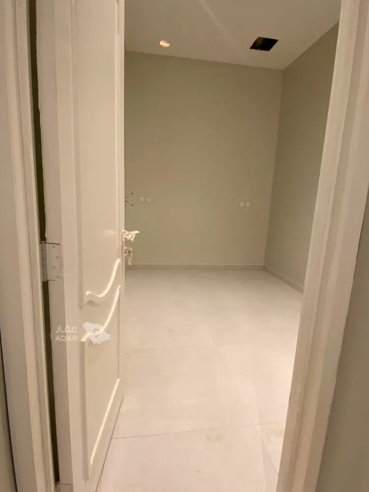 Floor for Rent in Riyadh An Narjis 13