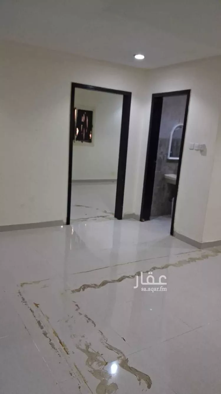 عمارة للإيجار في شارع جبل الاشعر, حي ظهرة لبن, مدينة الرياض, منطقة الرياض صورة 2