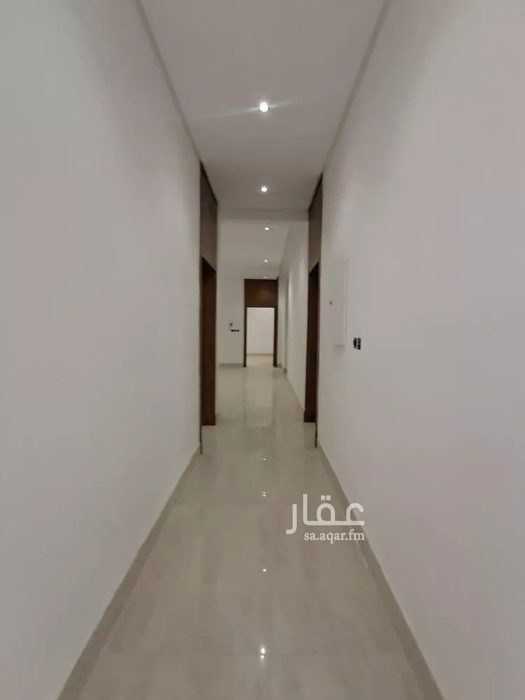 دور للبيع في شارع عبدالواحد بن عبدالله النصري, حي طويق, مدينة الرياض, منطقة الرياض 20