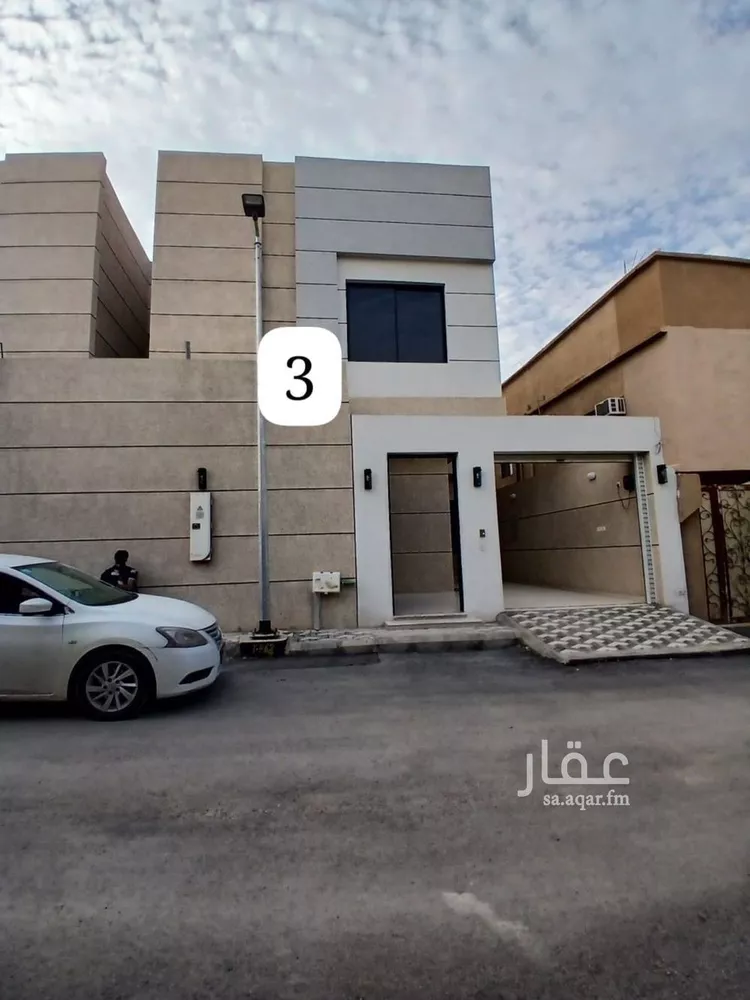 فيلا للبيع في شارع عبدالرحمن بن مفيريج, حي العريجاء الأوسط, مدينة الرياض, منطقة الرياض