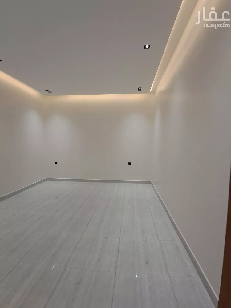 Floor for Sale in Riyadh Tuwaiq صورة 4