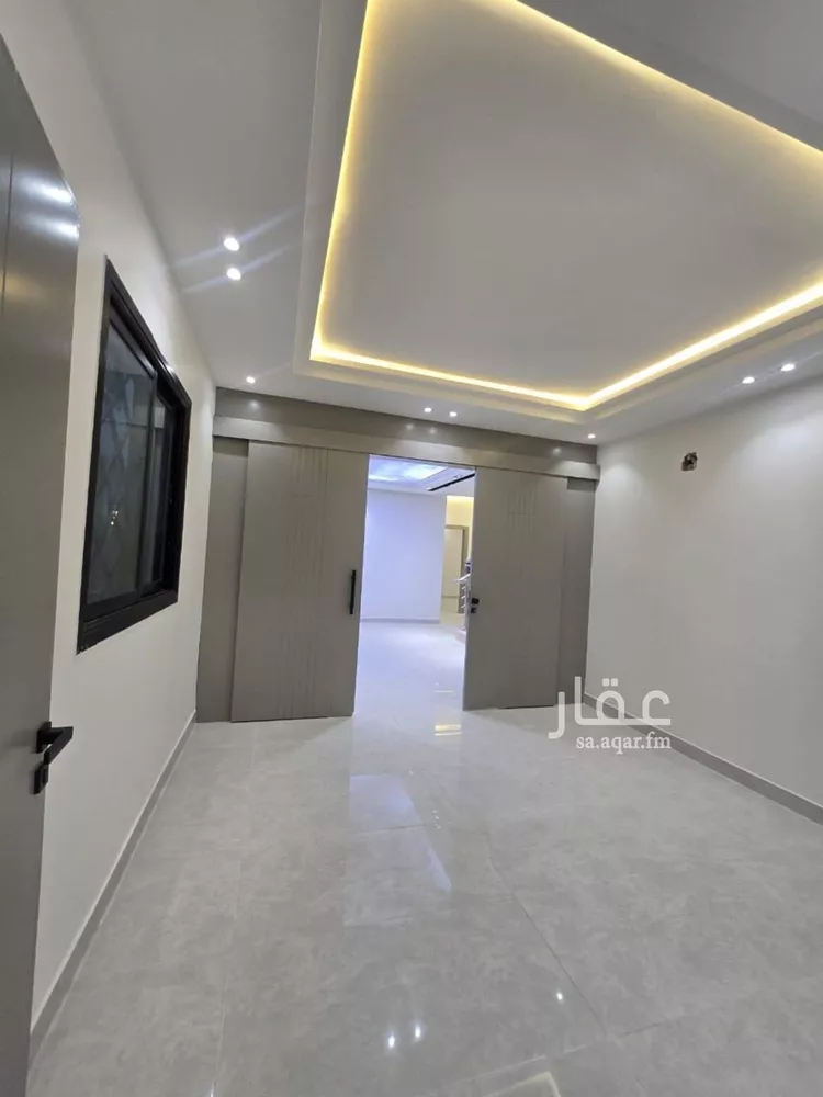 دور للبيع في شارع حرملة بن المنذر الكندي, حي بدر, مدينة الرياض, منطقة الرياض صورة 5
