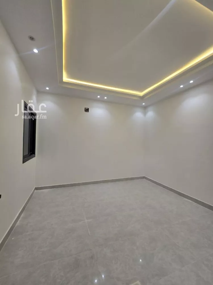 Floor for Sale in Riyadh Badr 6