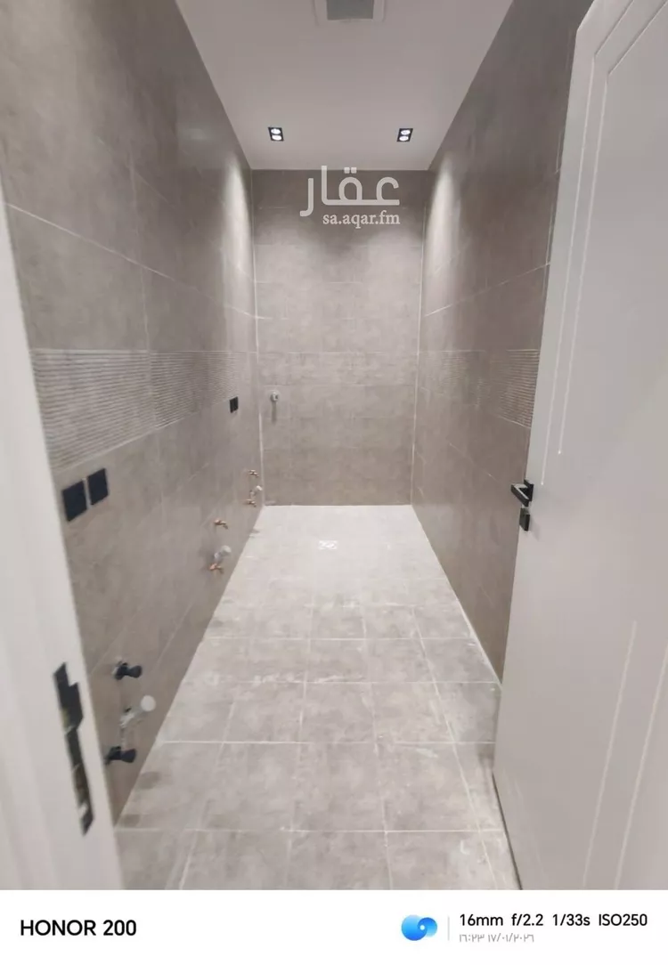 فيلا للبيع في شارع محمد الموصلي, حي العريجاء الغربي, مدينة الرياض, منطقة الرياض صورة 2