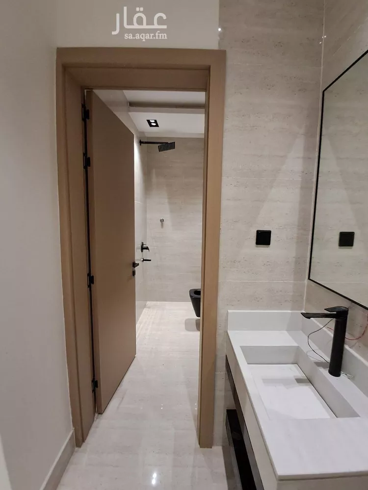 Floor for Sale in Riyadh Tuwaiq 8