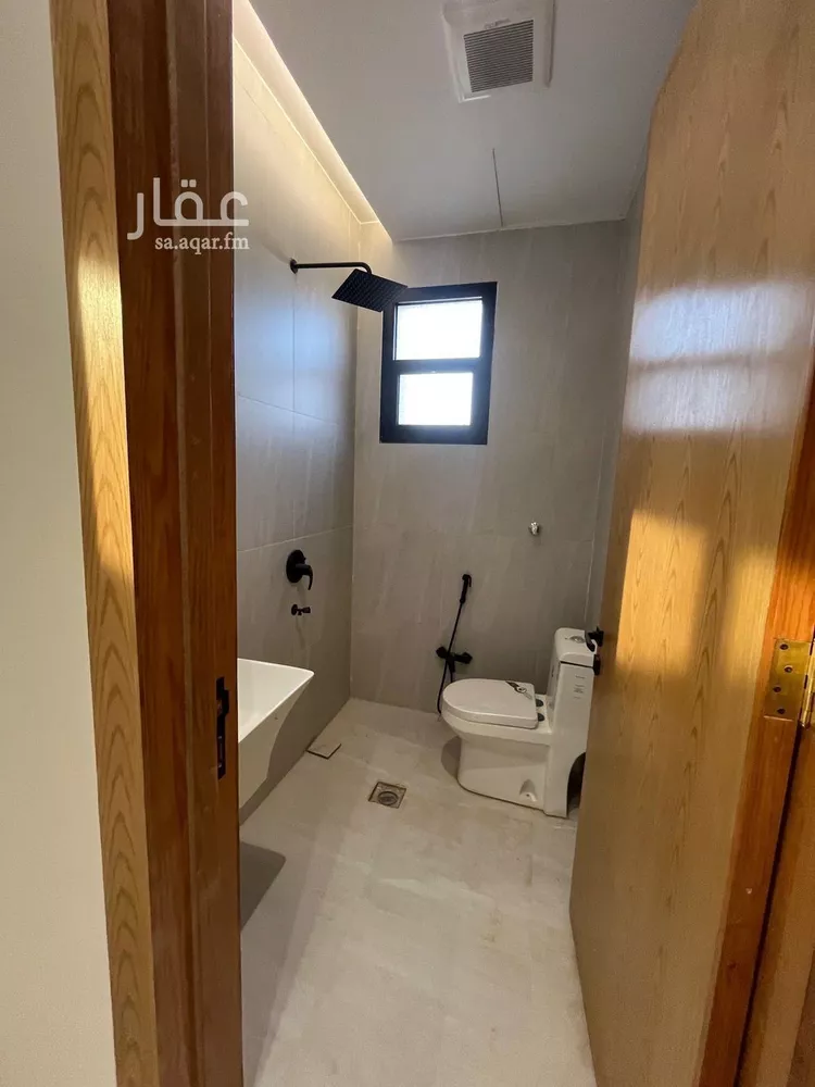 فيلا للبيع في شارع البغوي, حي العريجاء الأوسط, مدينة الرياض, منطقة الرياض صورة 5