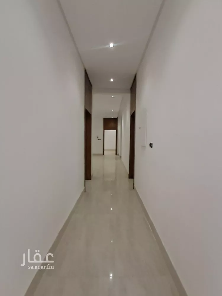 دور للبيع في شارع عبدالحي كمال, حي طويق, مدينة الرياض, منطقة الرياض 8