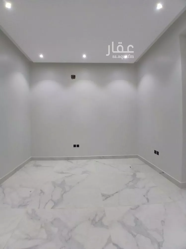 فيلا للبيع في شارع بلال بن رباح, حي طويق, مدينة الرياض, منطقة الرياض 8