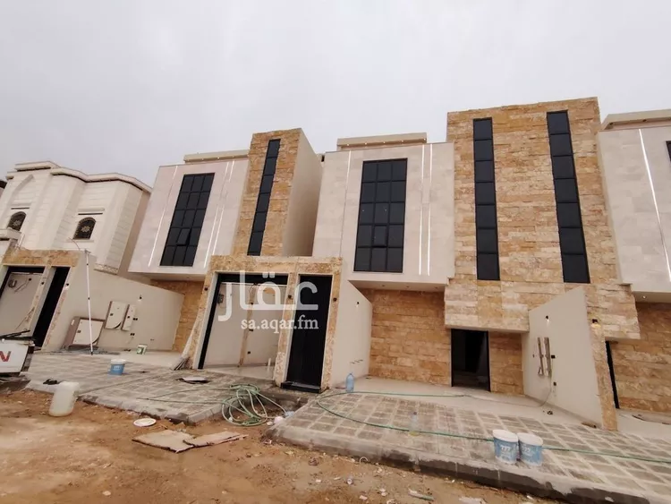 دور للبيع في شارع عمر بن بريق, حي العوالي, مدينة الرياض, منطقة الرياض صورة 3