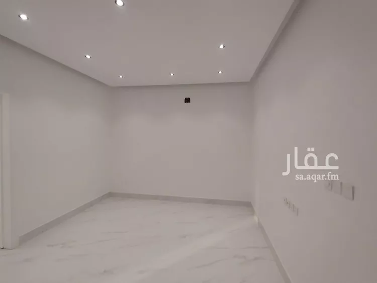 فيلا للبيع في شارع محمد الموصلي, حي العريجاء الغربي, مدينة الرياض, منطقة الرياض 13