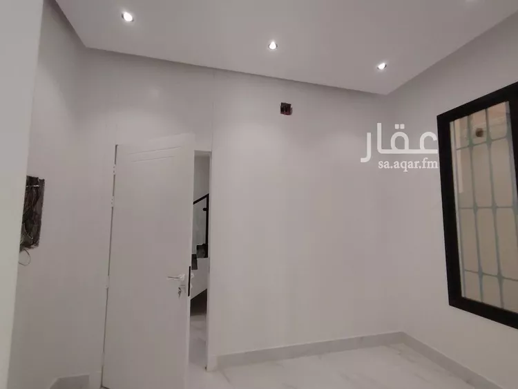 فيلا للبيع في شارع محمد الموصلي, حي العريجاء الغربي, مدينة الرياض, منطقة الرياض 20