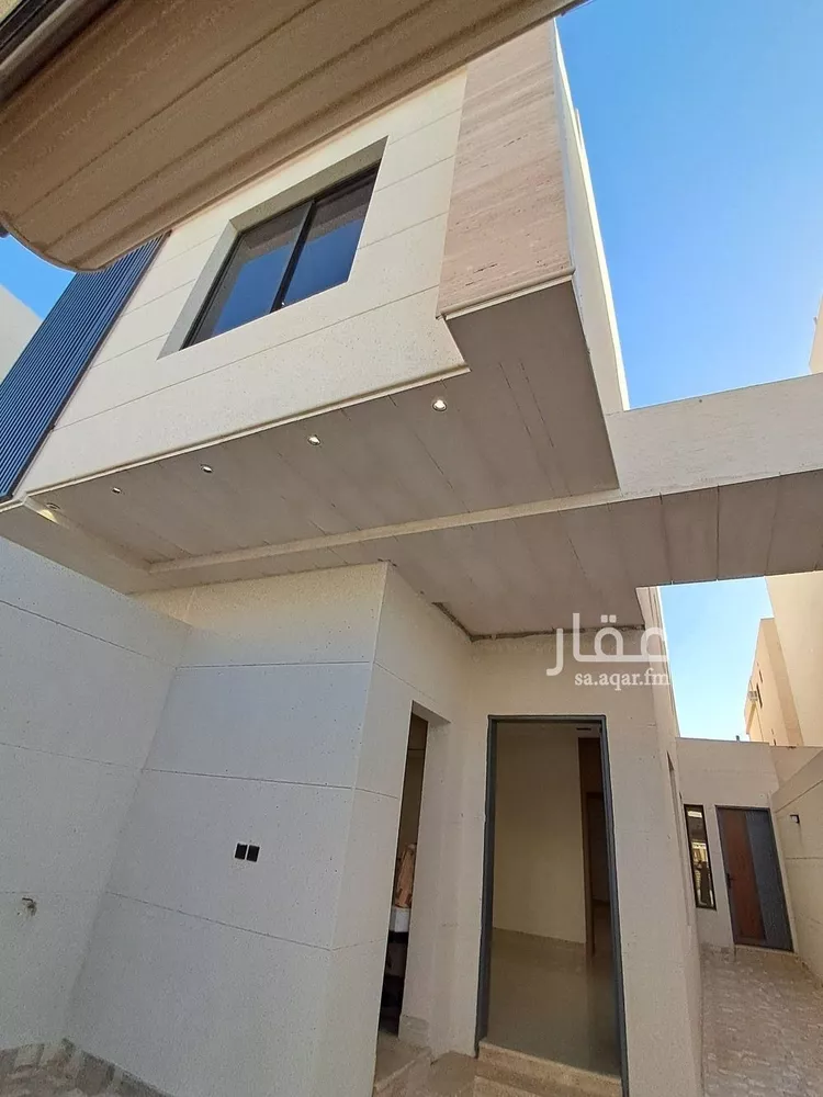 Floor for Sale in Riyadh Tuwaiq 7