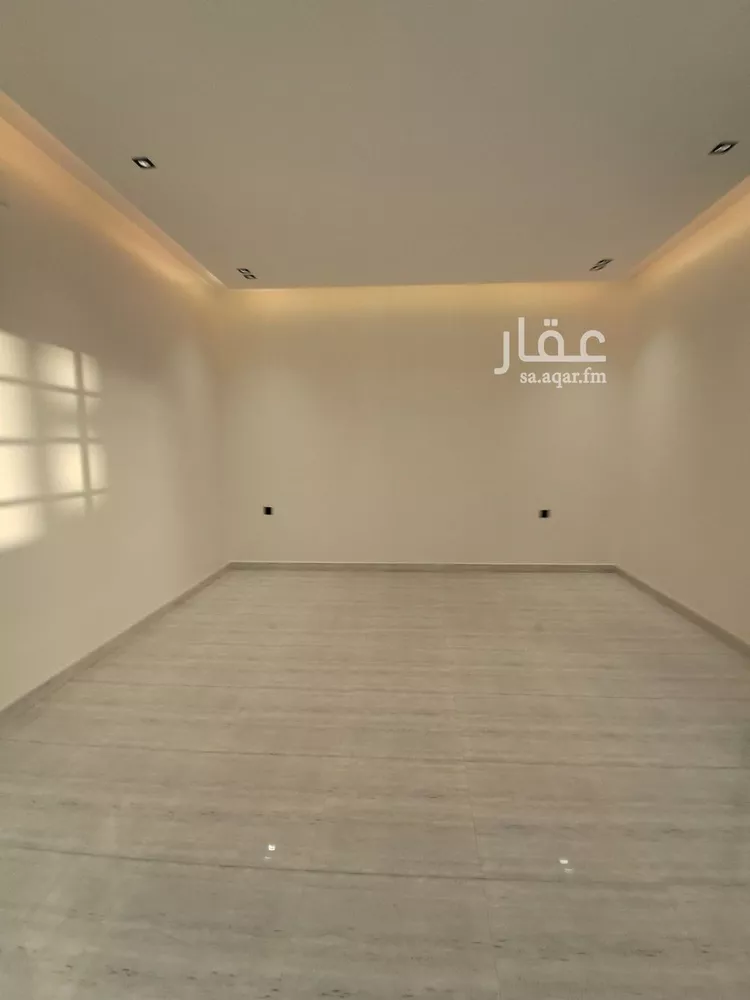 Floor for Sale in Riyadh Tuwaiq 12