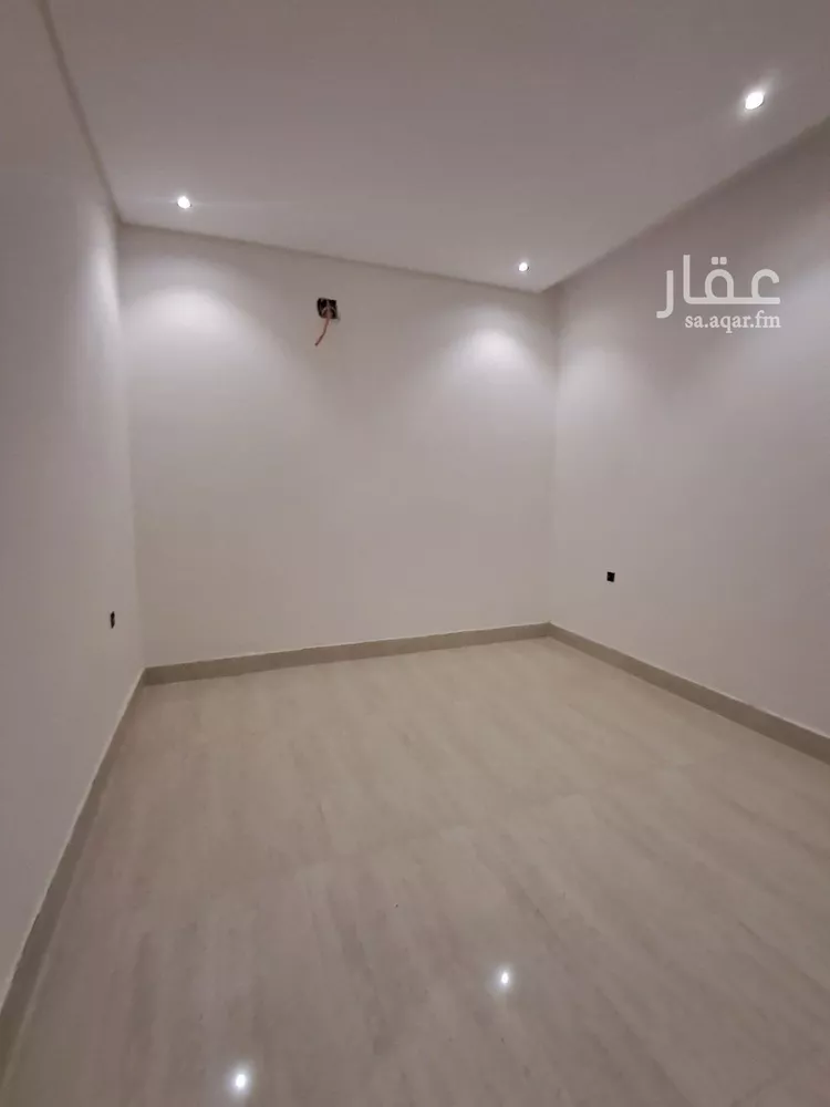 دور للبيع في شارع حسن بن عبدالوهاب, حي طويق, مدينة الرياض, منطقة الرياض 11