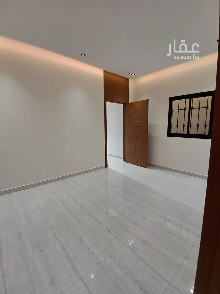 Floor for Sale in Riyadh Tuwaiq صورة 5