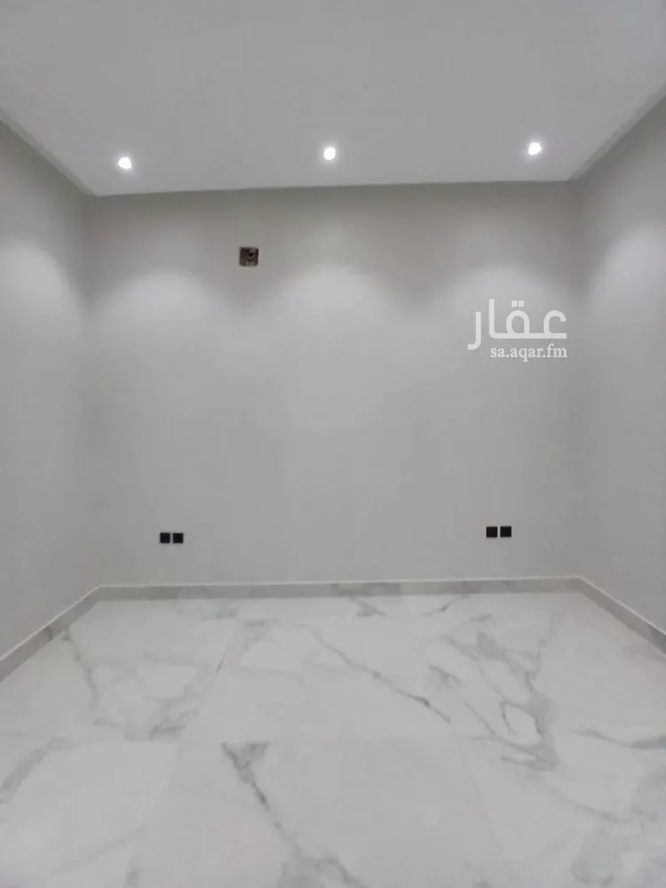 فيلا للبيع في شارع بلال بن رباح, حي طويق, مدينة الرياض, منطقة الرياض 10