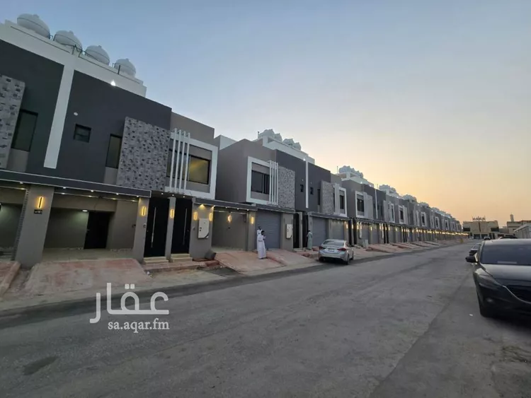 دور للبيع في شارع البخاري , حي بدر, مدينة الرياض, منطقة الرياض صورة 2