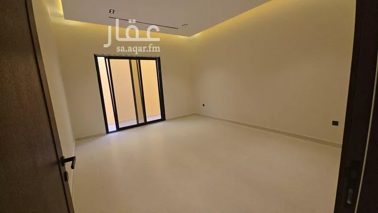 دور للبيع في شارع طريق فتح مكة, حي عكاظ, مدينة الرياض, منطقة الرياض صورة 4