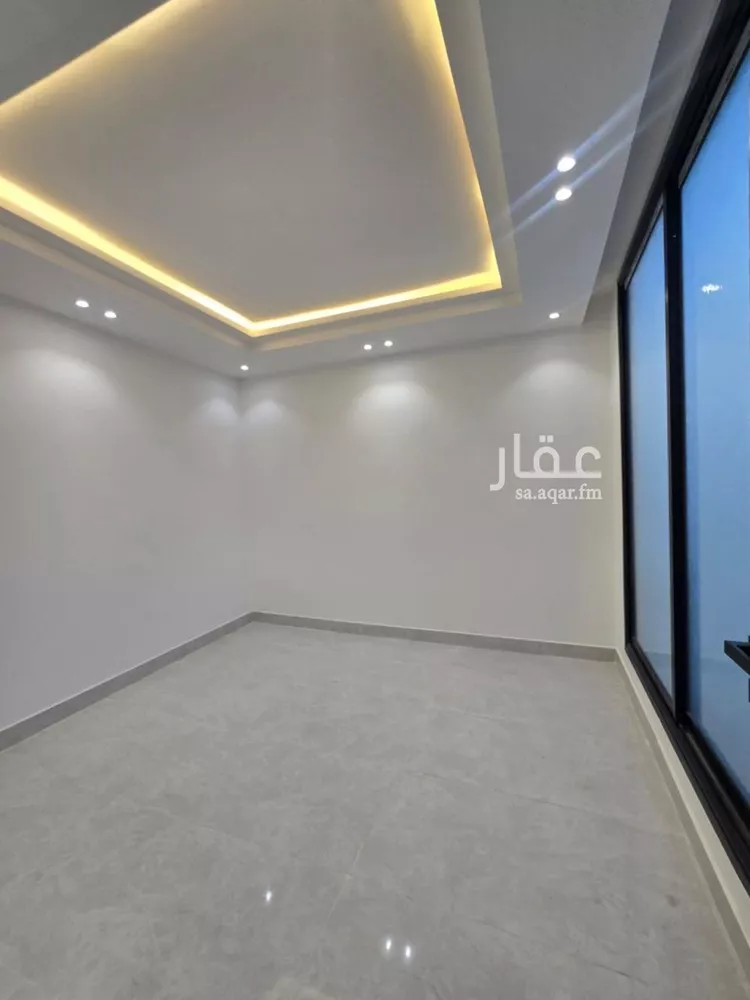 دور للبيع في شارع حصين بن حدير, حي بدر, مدينة الرياض, منطقة الرياض صورة 4