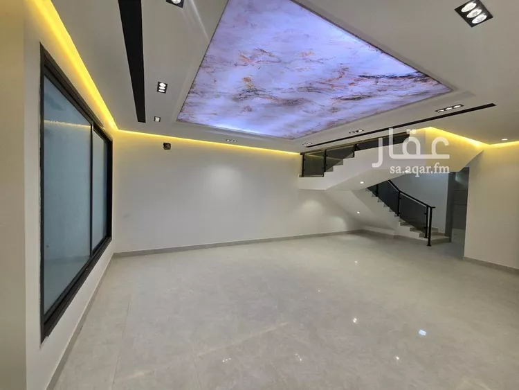 دور للبيع في شارع عبدالعزيز الإحسائي, حي طيبة, مدينة الرياض, منطقة الرياض صورة 4