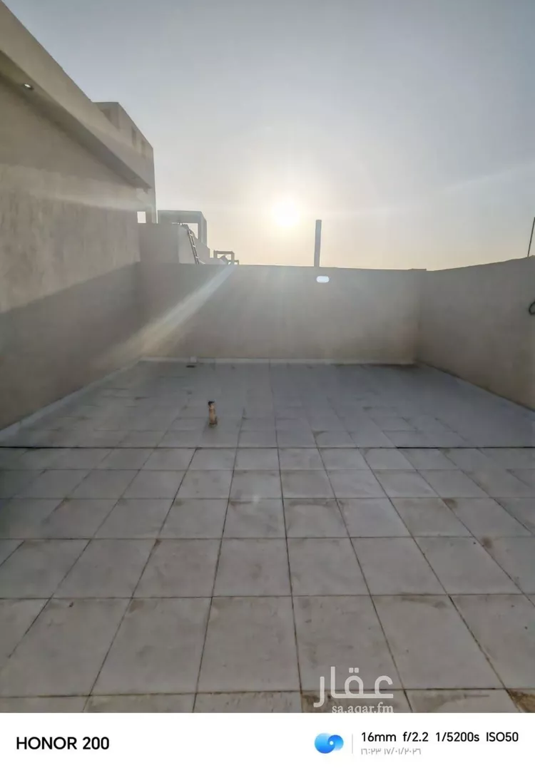 فيلا للبيع في شارع محمد الموصلي, حي العريجاء الغربي, مدينة الرياض, منطقة الرياض صورة 5