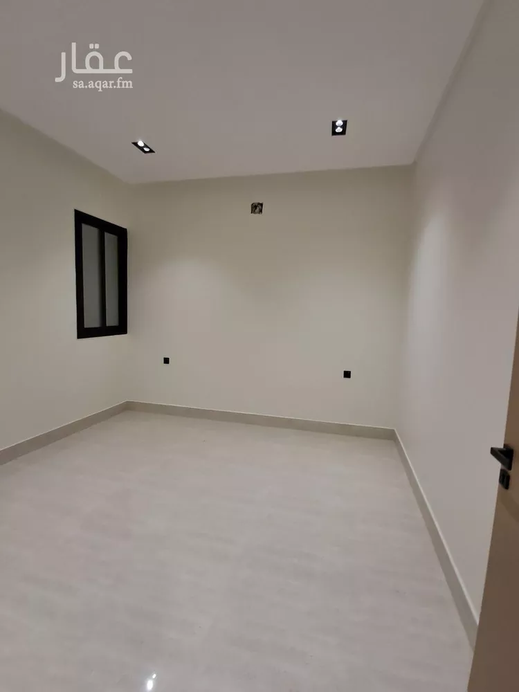 Floor for Sale in Riyadh Tuwaiq 12