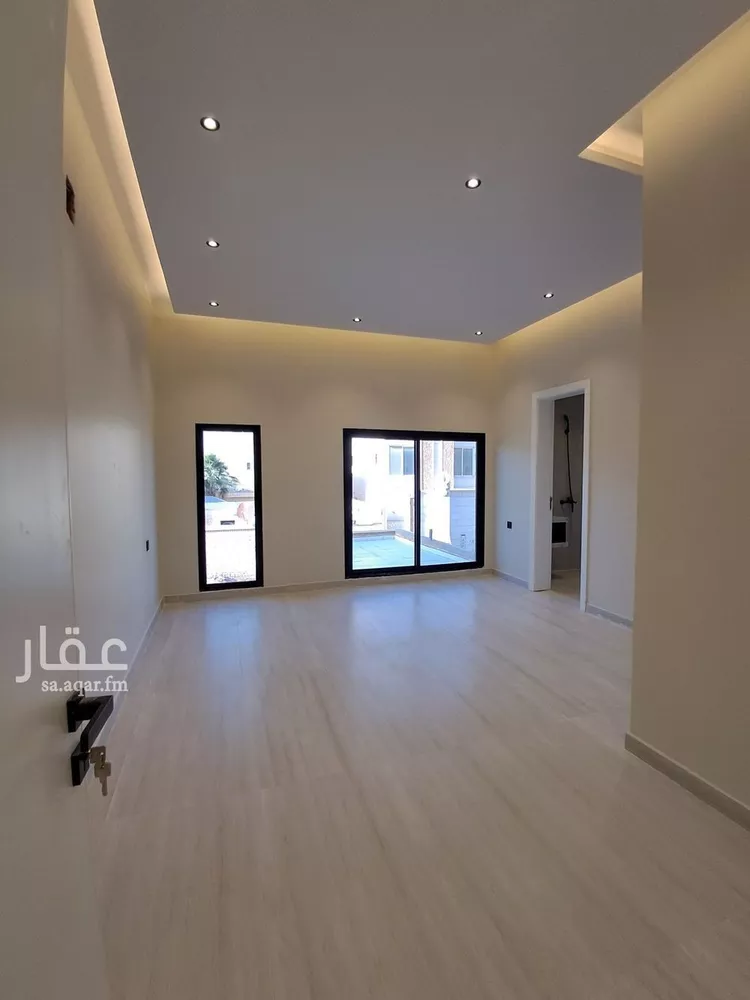فيلا للبيع في شارع الكدادية, حي الحزم, مدينة الرياض, منطقة الرياض 8