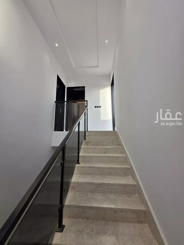 دور للبيع في شارع ابن الوليد التميمي, حي طويق, مدينة الرياض, منطقة الرياض 7