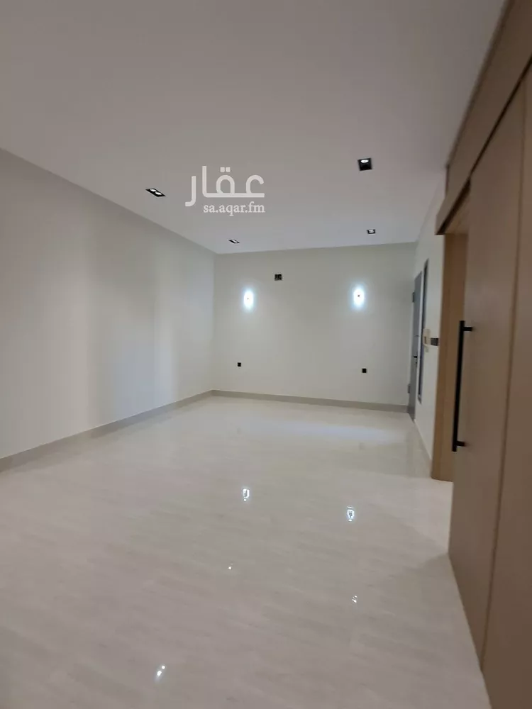 Floor for Sale in Riyadh Tuwaiq 16