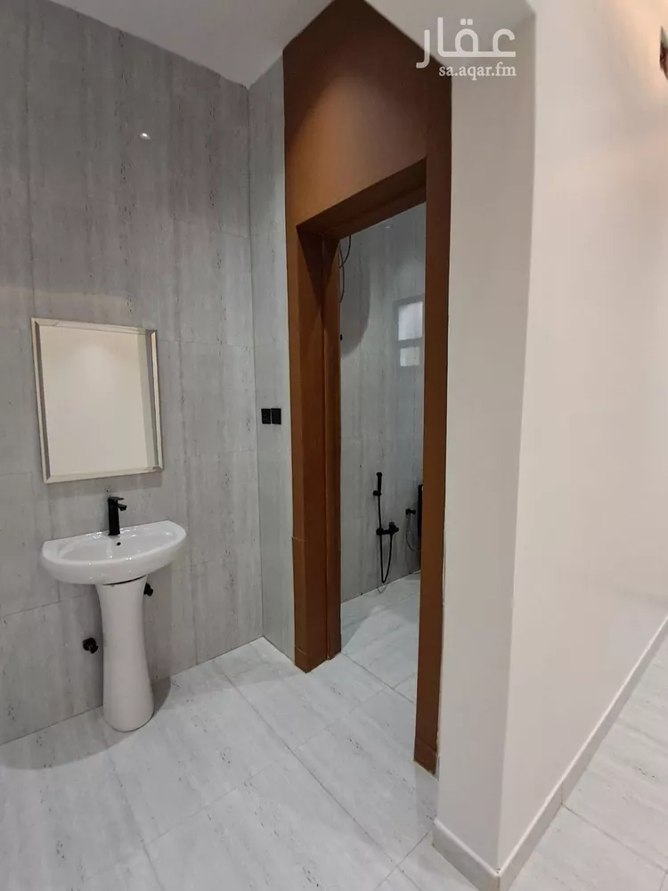 Floor for Sale in Riyadh Tuwaiq صورة 5