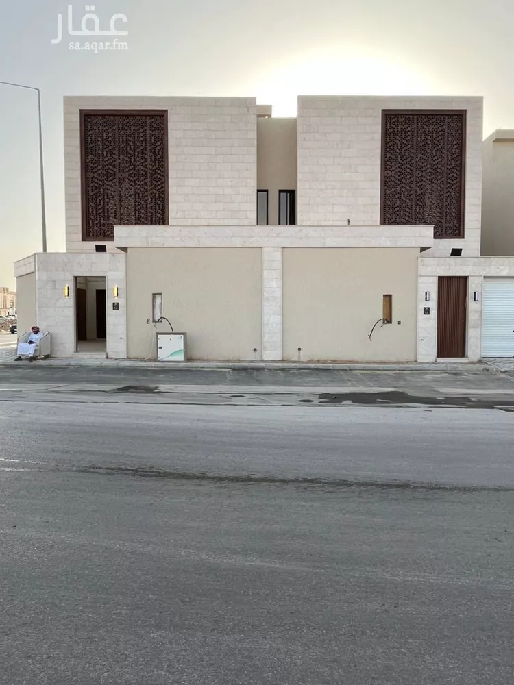 فيلا للبيع في شارع فخر الدين الخاتوني, حي طويق, مدينة الرياض, منطقة الرياض صورة 2