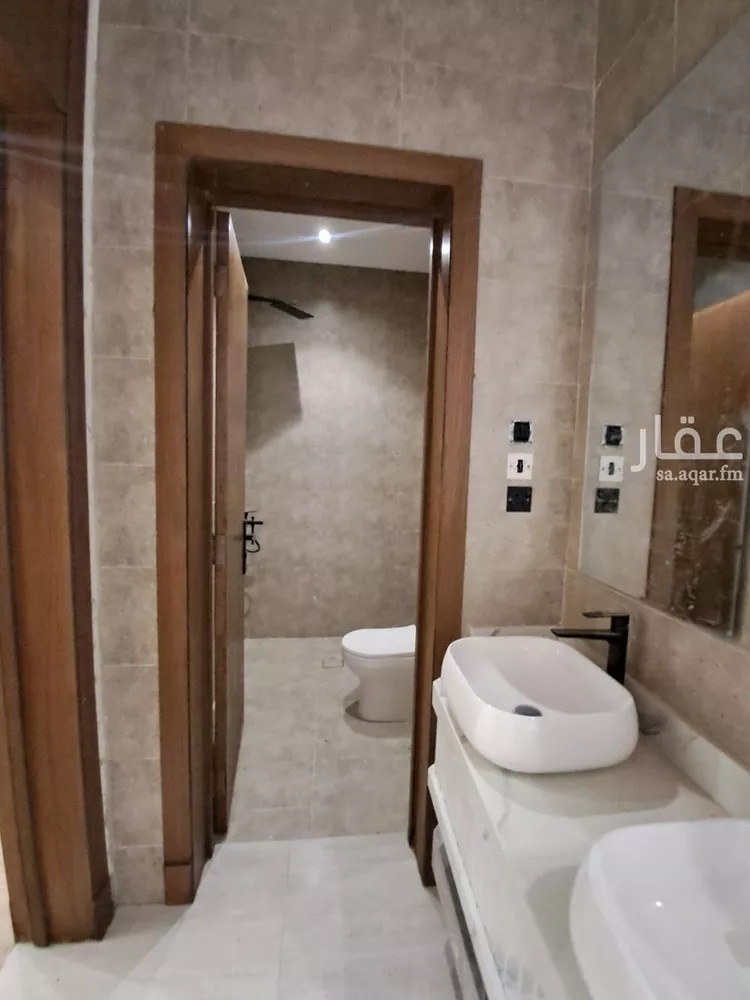 دور للبيع في شارع عبدالواحد بن عبدالله النصري, حي طويق, مدينة الرياض, منطقة الرياض 9