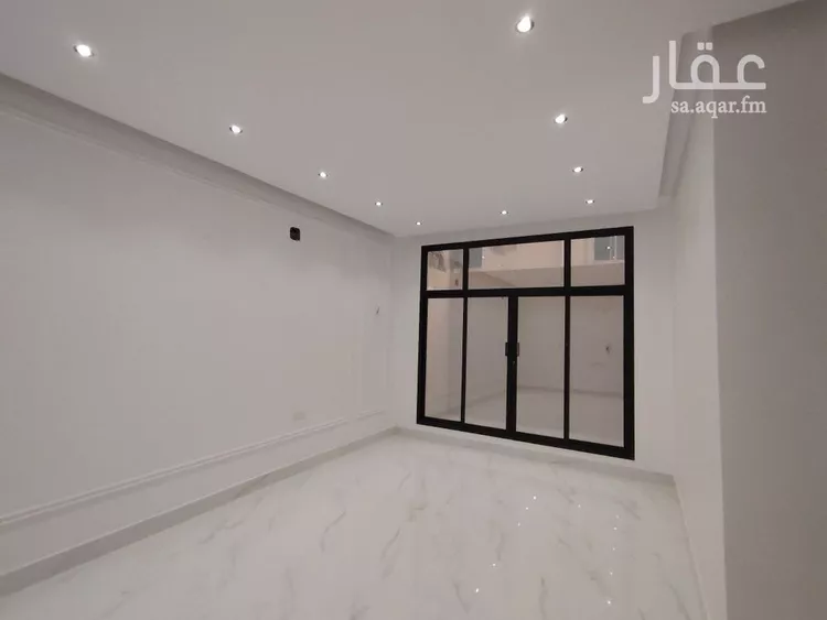 فيلا للبيع في شارع محمد الموصلي, حي العريجاء الغربي, مدينة الرياض, منطقة الرياض 8