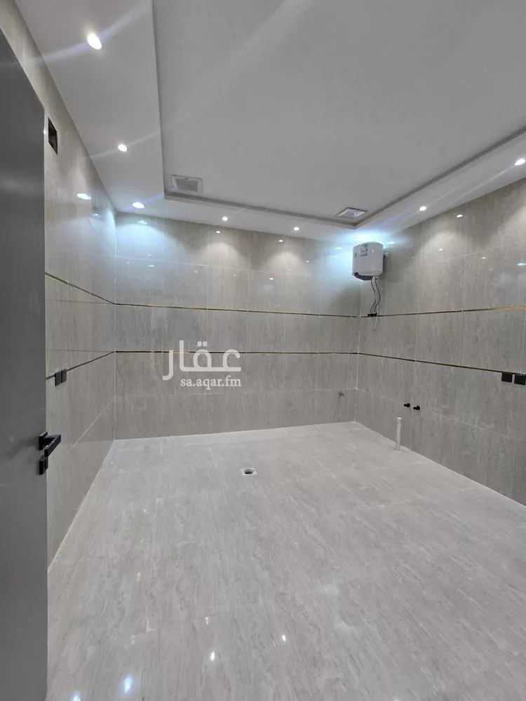 فيلا للبيع في شارع علاء الدين القرشي, حي بدر, مدينة الرياض, منطقة الرياض صورة 5