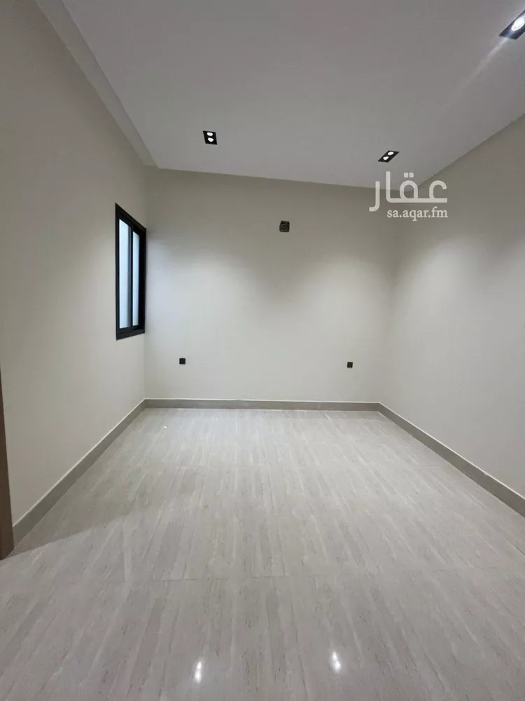 Floor for Sale in Riyadh Tuwaiq 12
